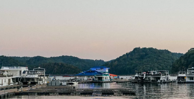 A marina view from the Blue Water Grille