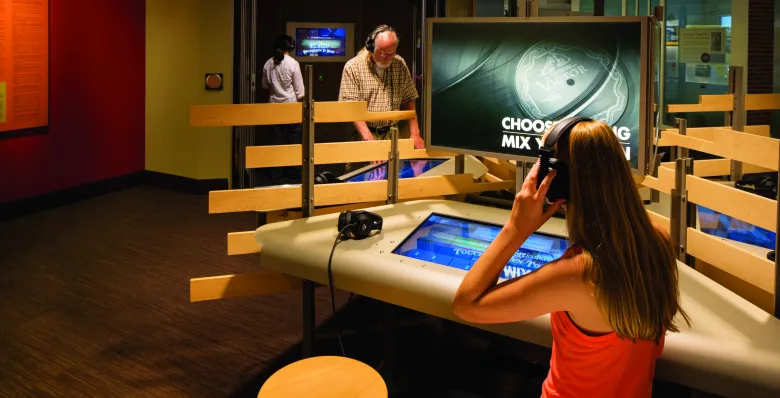 Birthplace of Country Music Museum has kid-friendly exhibits around the
