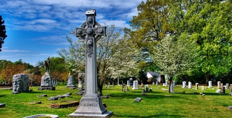 Tombstones and monuments in the Elmwood Cemetery in Memphis