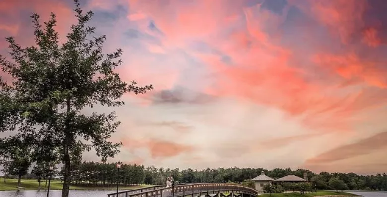 Elope on the 20-acre island at Sandy Creek Farms in Springville TN