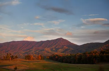 English Mountain Fall Driving Tour in Sevierville TN