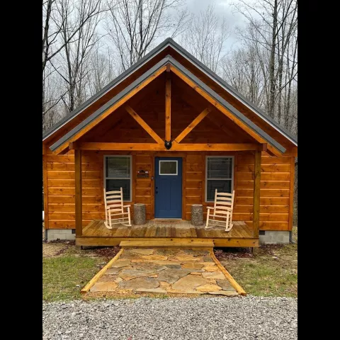 A comfortable, snug 1 bedroom cabin for an anytime getaway!