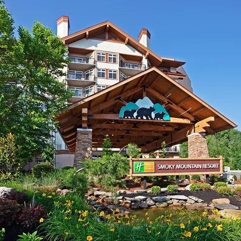 Holiday Inn Club Vacations Smoky Mountain Resort Entrance