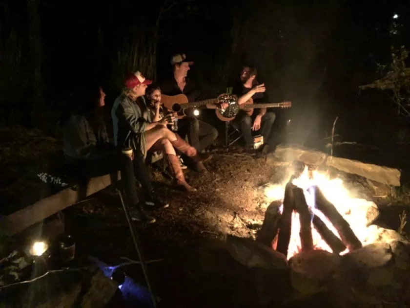 Live Music, Tavern, BBQ, Restaurant, Cabins, Weekend Getaway, VRBO